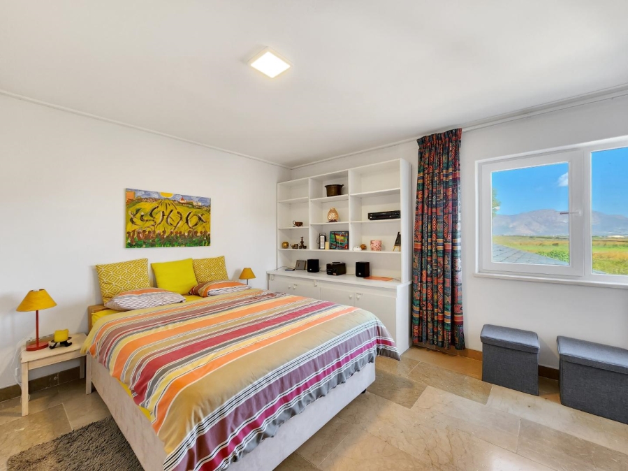 To Let 3 Bedroom Property for Rent in Zeekoevlei Western Cape